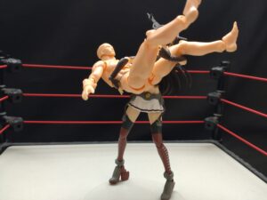 河底撈魚　桐生真弥